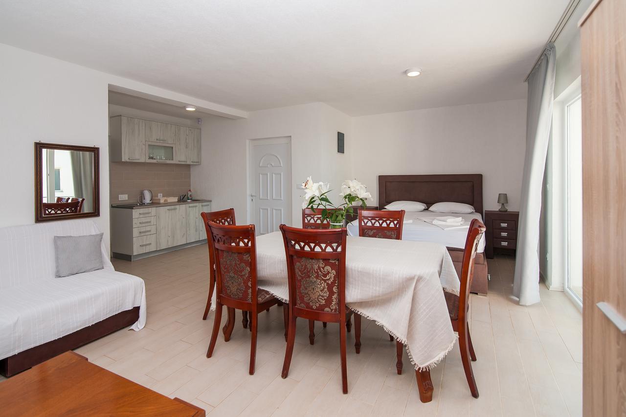 Open Sea Apartments อัตเจฮะห์ ภายนอก รูปภาพ