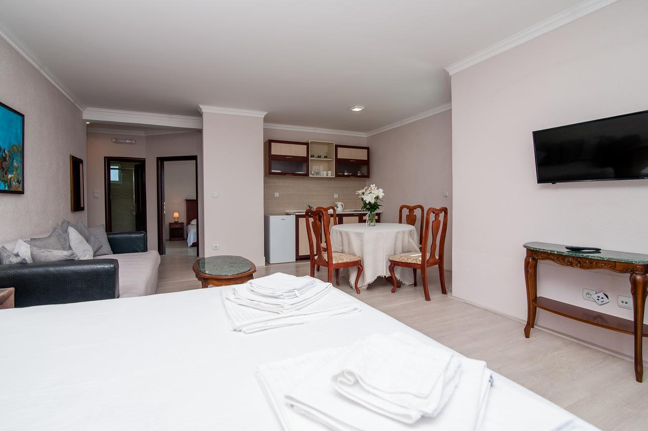 Open Sea Apartments อัตเจฮะห์ ภายนอก รูปภาพ