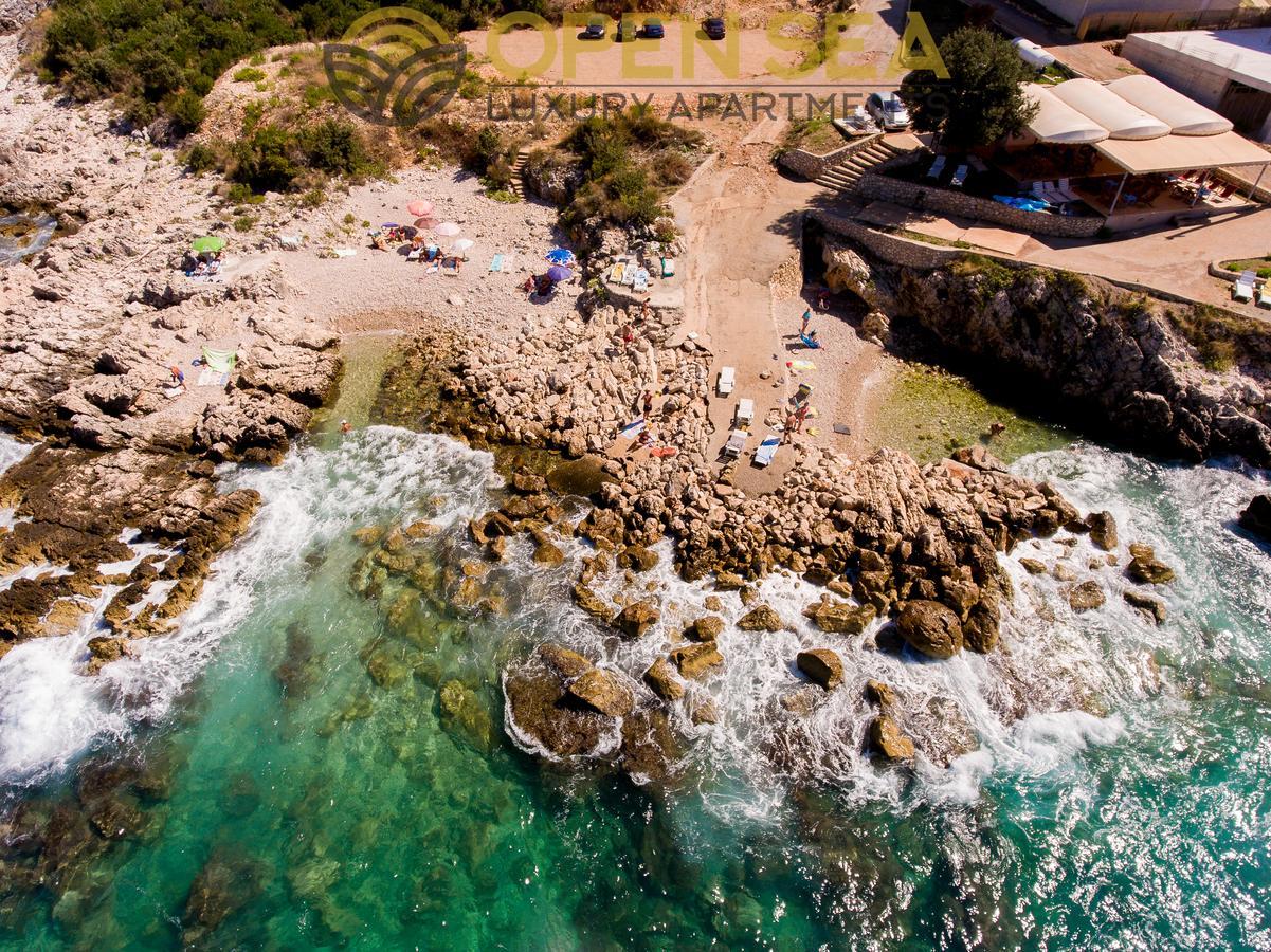 Open Sea Apartments อัตเจฮะห์ ภายนอก รูปภาพ