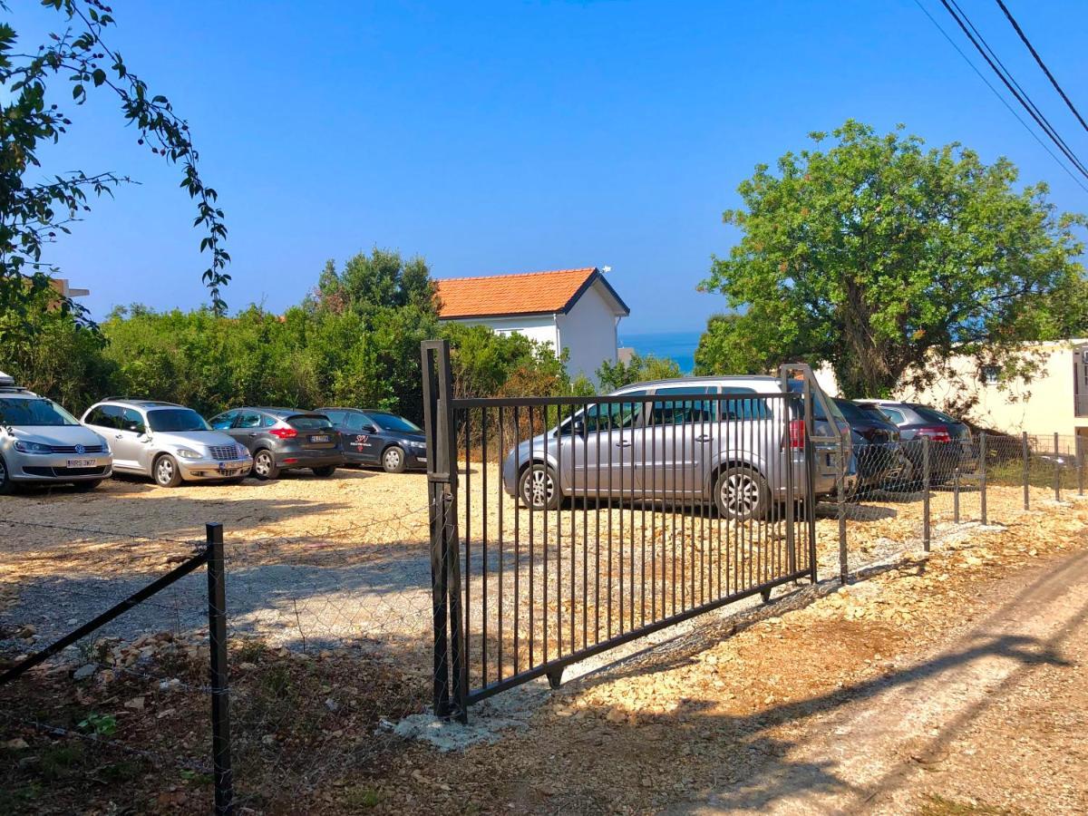 Open Sea Apartments อัตเจฮะห์ ภายนอก รูปภาพ